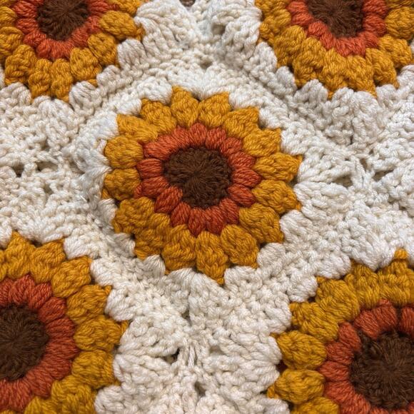 Handmade Crocheted Sunflower Granny Core Square Tote White Bag Festival Boho** - Picture 4 of 5